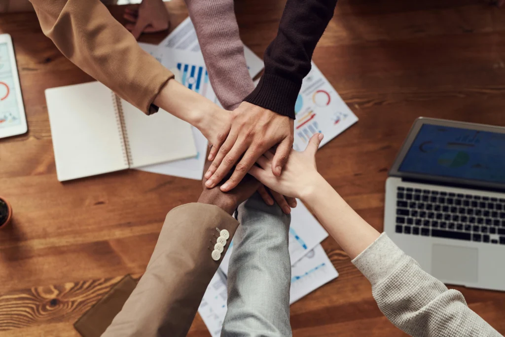 Let's build a great team together!